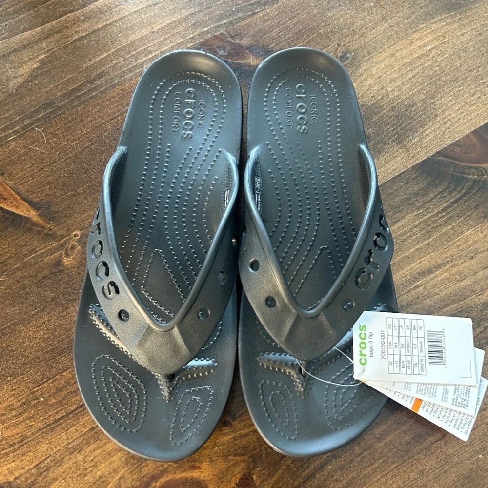 Crocs Baya II Flip Men Size 11 Black NEW Lightweight Comfort Sandal Summer Beach